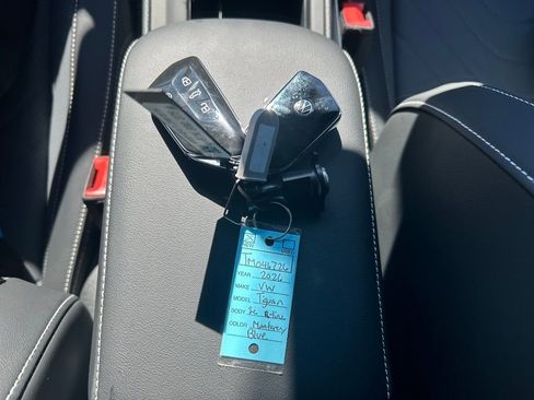 New 2026 Volkswagen Tiguan SE R-Line image 64