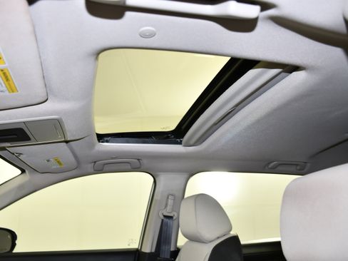 Used 2024 Honda CR-V EX image 38