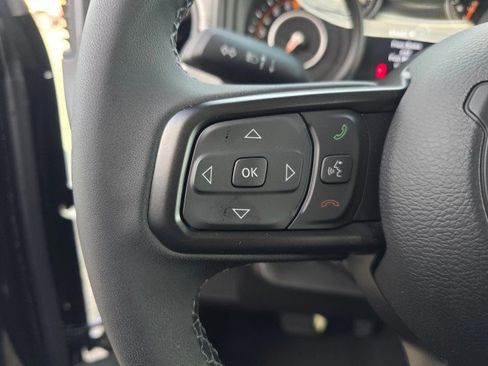 New 2025 Jeep Gladiator Sport image 28