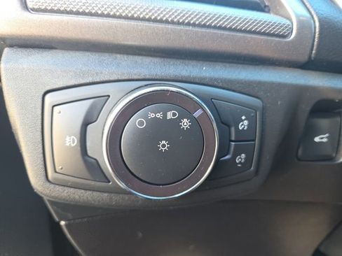 Used 2019 Ford Fusion SE w/ Equipment Group 151A image 18