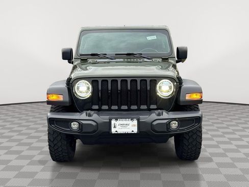 Used 2022 Jeep Wrangler Unlimited Sport AWD/4WD image 2
