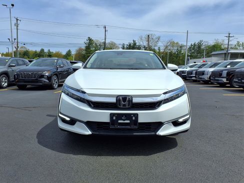 Used 2021 Honda Clarity Touring image 2