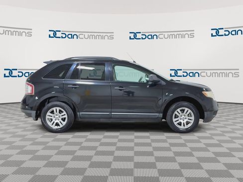 Used 2010 Ford Edge SE image 9