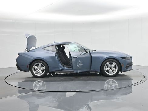 New 2026 Ford Mustang Coupe image 4