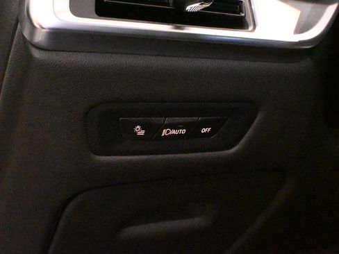 Used 2025 BMW X5 xDrive50e image 26