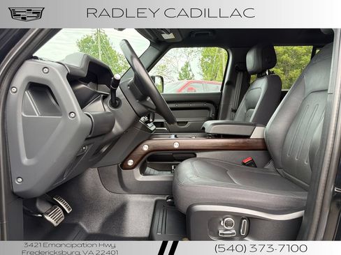 Used 2023 Land Rover Defender 130 X AWD/4WD image 3