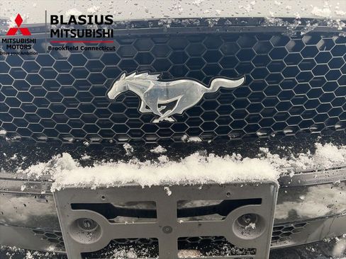 Used 2022 Ford Mustang GT Premium image 4