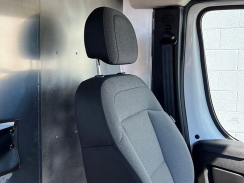 Used 2024 RAM ProMaster 3500 w/ Delivery Van Package image 10