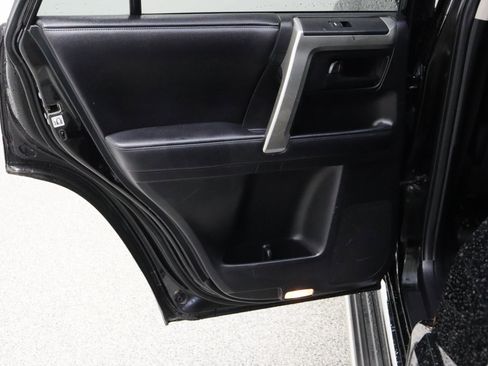 Used 2013 Toyota 4Runner Limited RWD image 28