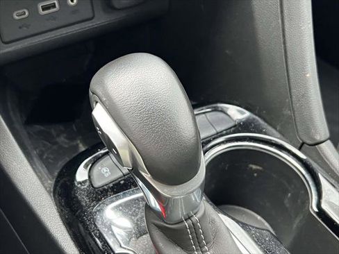 Used 2023 Buick Encore GX Preferred w/ Cold Weather Comfort Package image 31