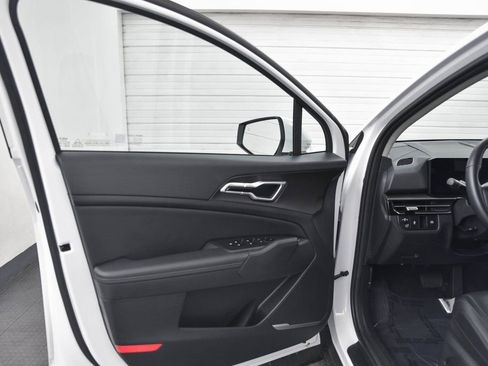 New 2026 Kia Sportage EX w/ EX Panorama Roof Package image 11