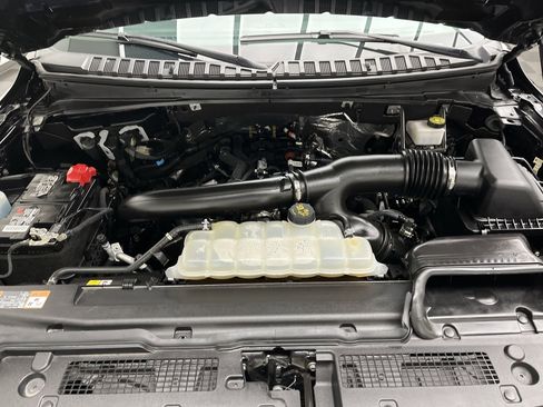 Certified 2024 Ford Expedition Max XLT image 32