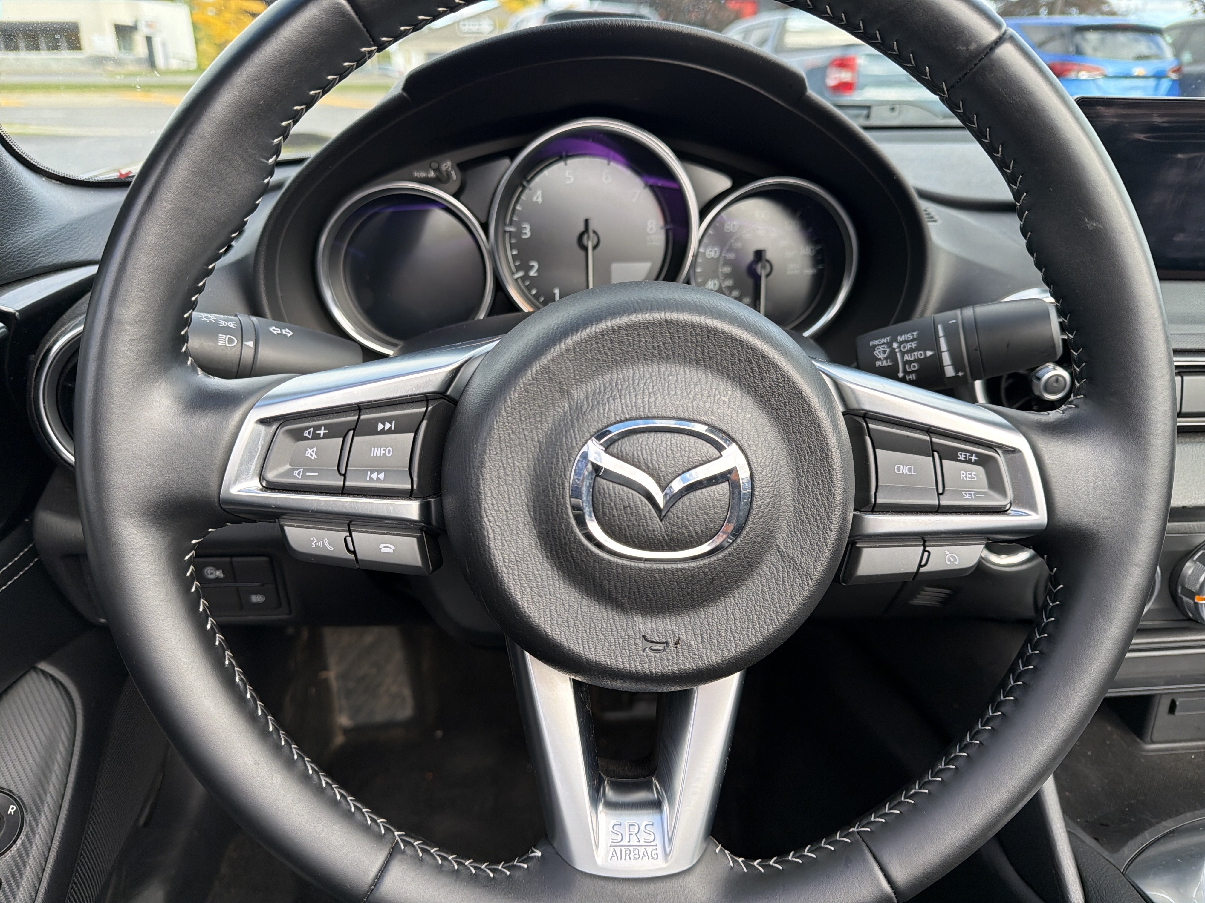 Used 2024 MAZDA MX-5 Miata Grand Touring RWD image 15