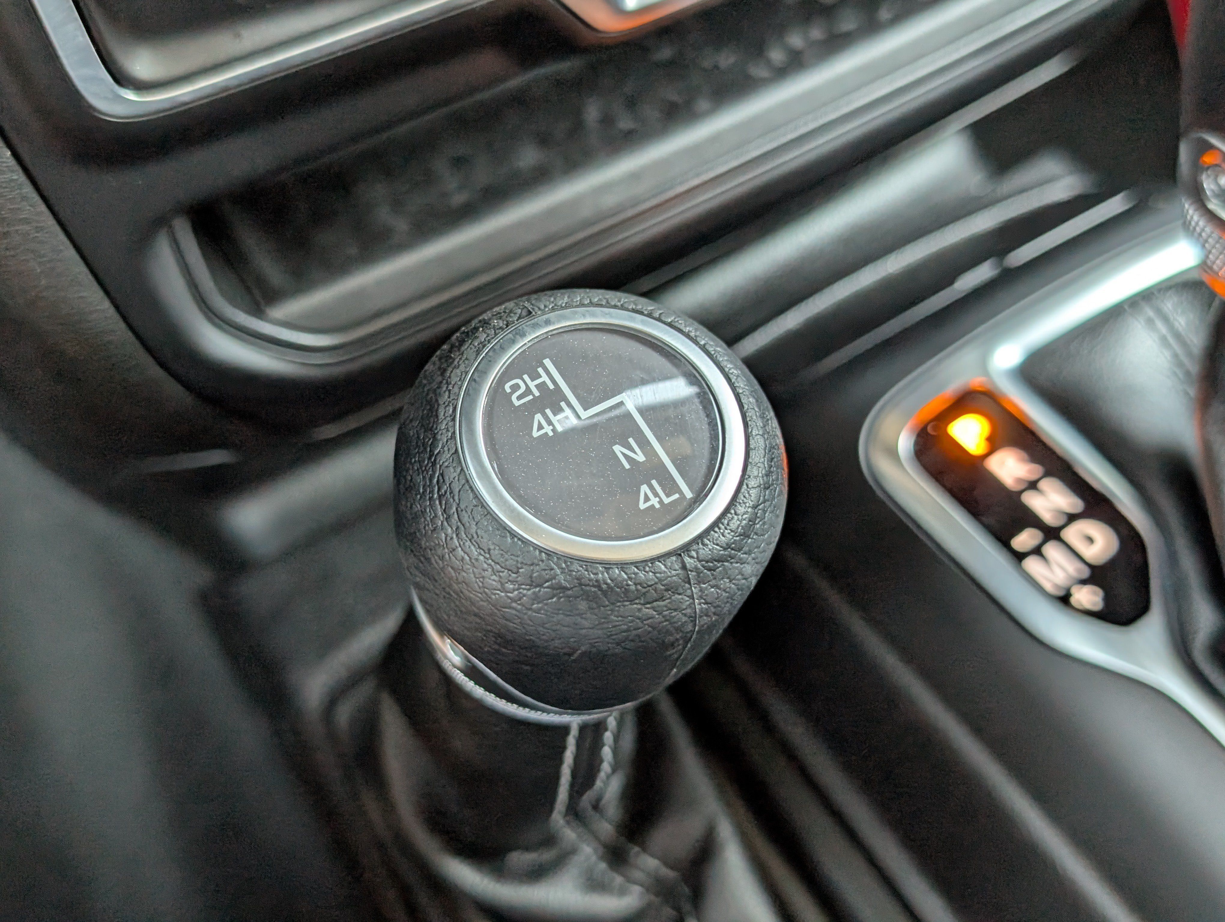 Used 2026 Jeep Wrangler Unlimited Sahara AWD/4WD image 26