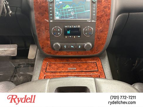 Used 2013 Chevrolet Avalanche LTZ AWD/4WD image 15