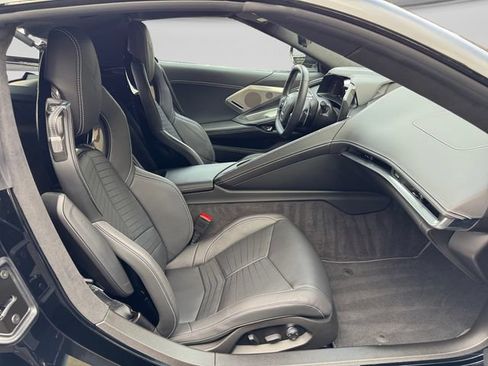 Used 2023 Chevrolet Corvette Stingray Premium Cpe w/ Z51 Performance Package RWD image 16