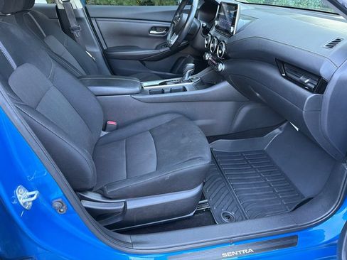 Used 2022 Nissan Sentra SV w/ All-Weather Package FWD image 13