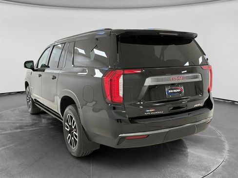Used 2024 GMC Yukon XL AT4 w/ AT4 Premium Package AWD/4WD image 5