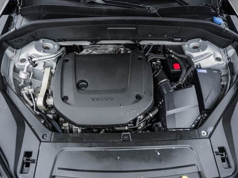 Used 2023 Volvo XC90 B6 Ultimate w/ Protection Package Premier image 20