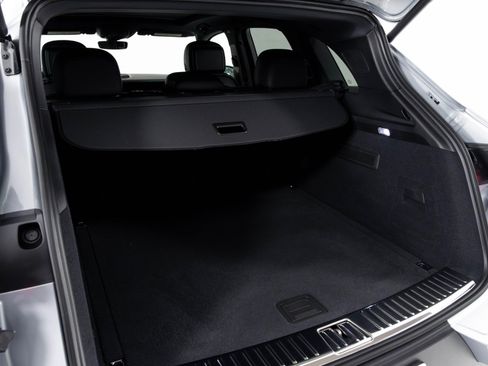 Used 2024 Porsche Cayenne image 59