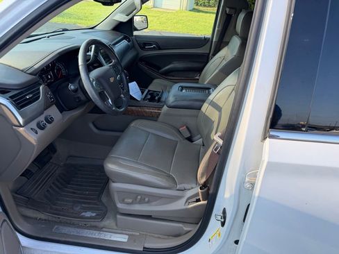 Used 2017 Chevrolet Tahoe Premier AWD/4WD image 5