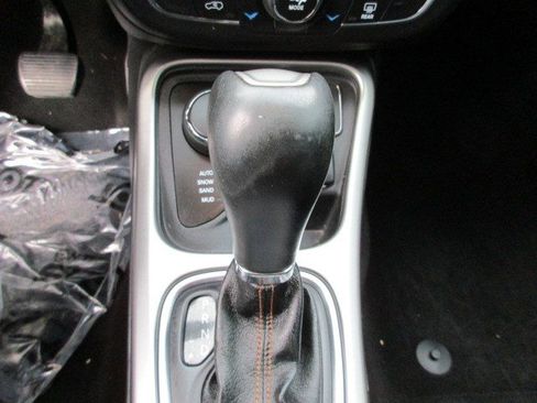 Used 2019 Jeep Compass Latitude w/ Popular Equipment Group image 29