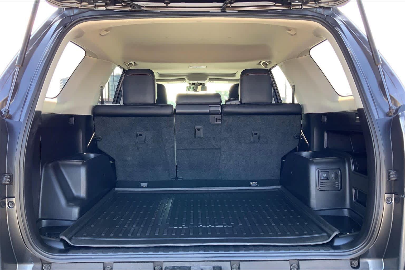 Used 2019 Toyota 4Runner TRD Off-Road Premium AWD/4WD image 34