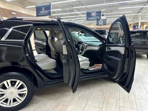 Used 2016 Cadillac SRX Luxury w/ Driver Awareness Package image 11