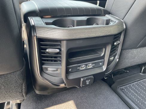 New 2025 RAM 2500 Limited image 24