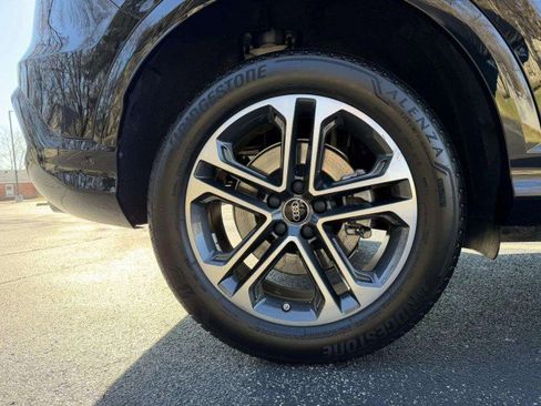 Certified 2025 Audi Q5 Premium w/ Convenience Package image 31