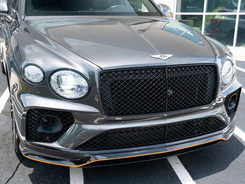 Used 2023 Bentley Bentayga Speed AWD/4WD image 5