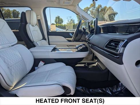 Used 2024 Lincoln Navigator Black Label image 30