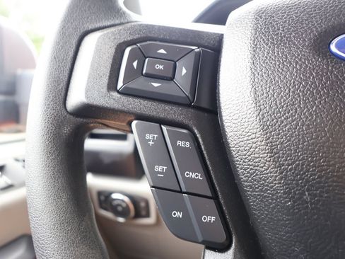 Used 2017 Ford F150 XL w/ Equipment Group 101A Mid AWD/4WD image 16