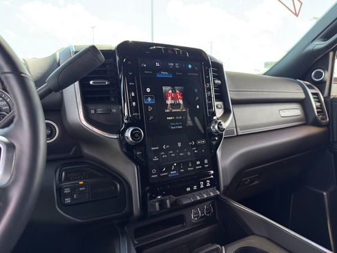 Used 2024 RAM 2500 Laramie w/ Night Edition AWD/4WD image 20