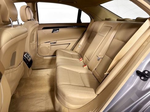 Used 2013 Mercedes-Benz S 550 image 29
