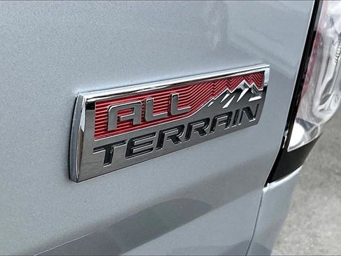 Used 2016 GMC Canyon SLE w/ All Terrain Package image 31