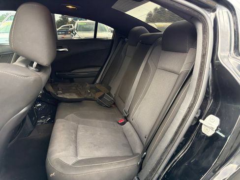 Used 2019 Dodge Charger SXT w/ Plus Group RWD image 8