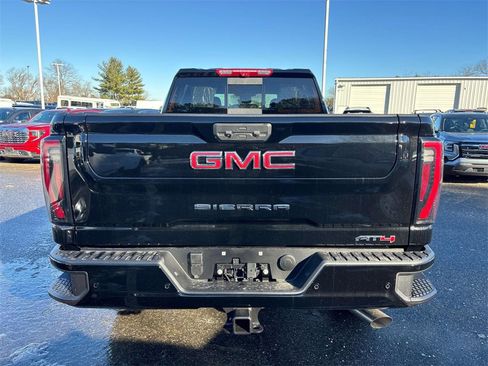 New 2026 GMC Sierra 2500 AT4 w/ Technology Package image 3