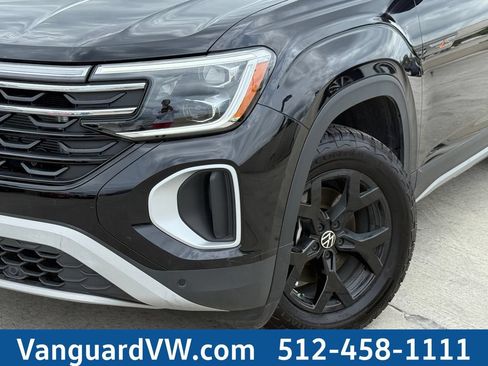 New 2025 Volkswagen Atlas Peak Edition SE AWD/4WD image 3