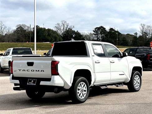 New 2026 Toyota Tacoma SR5 image 8