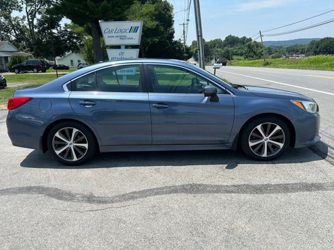 Used 2015 Subaru Legacy 3.6R Limited AWD/4WD image 10