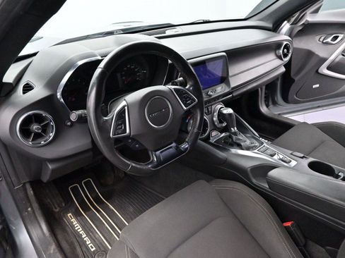 Used 2019 Chevrolet Camaro LT w/ RS Package image 16