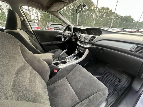 Used 2013 Honda Accord LX image 10