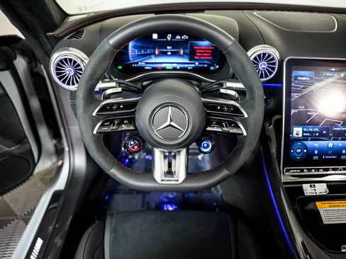 New 2025 Mercedes-Benz SL 63 AMG S e Performance 4MATIC image 15