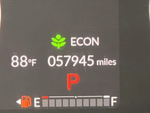 Used 2023 Honda HR-V LX image 24