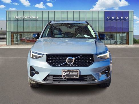 Used 2023 Volvo XC40 B5 Ultimate image 21