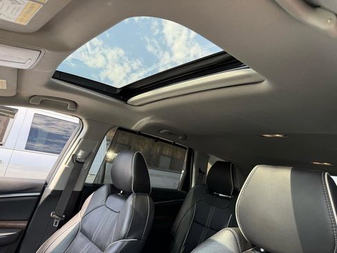Used 2017 Acura MDX w/ Advance Package image 7