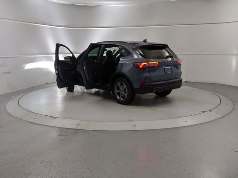 New 2026 Ford Escape ST-Line w/ Tech Pack #1 image 10