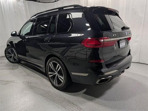 Used 2022 BMW X7 M50i w/ Dynamic Handling Package image 6