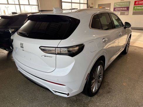 New 2026 Buick Envision Avenir image 5